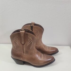 Ariat Women's Brown Darlin Ankle Booties Size 9
